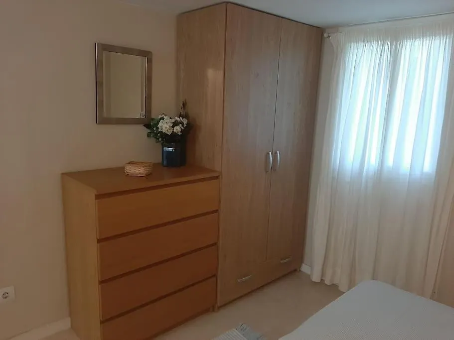 Apartment Frente A La Playa.Solo Cruzar La Calle Estepona Spain