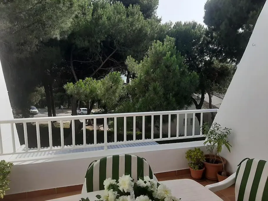 Frente A La Playa.Solo Cruzar La Calle Estepona